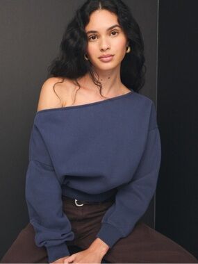 Abercrombie & Fitch Sunday Off-the-Shoulder Top